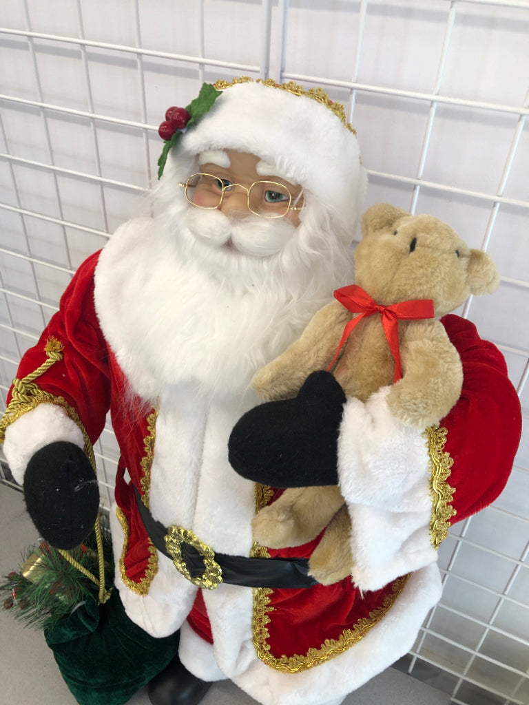 LG SANTA W/TEDDY BEAR AND SACK.