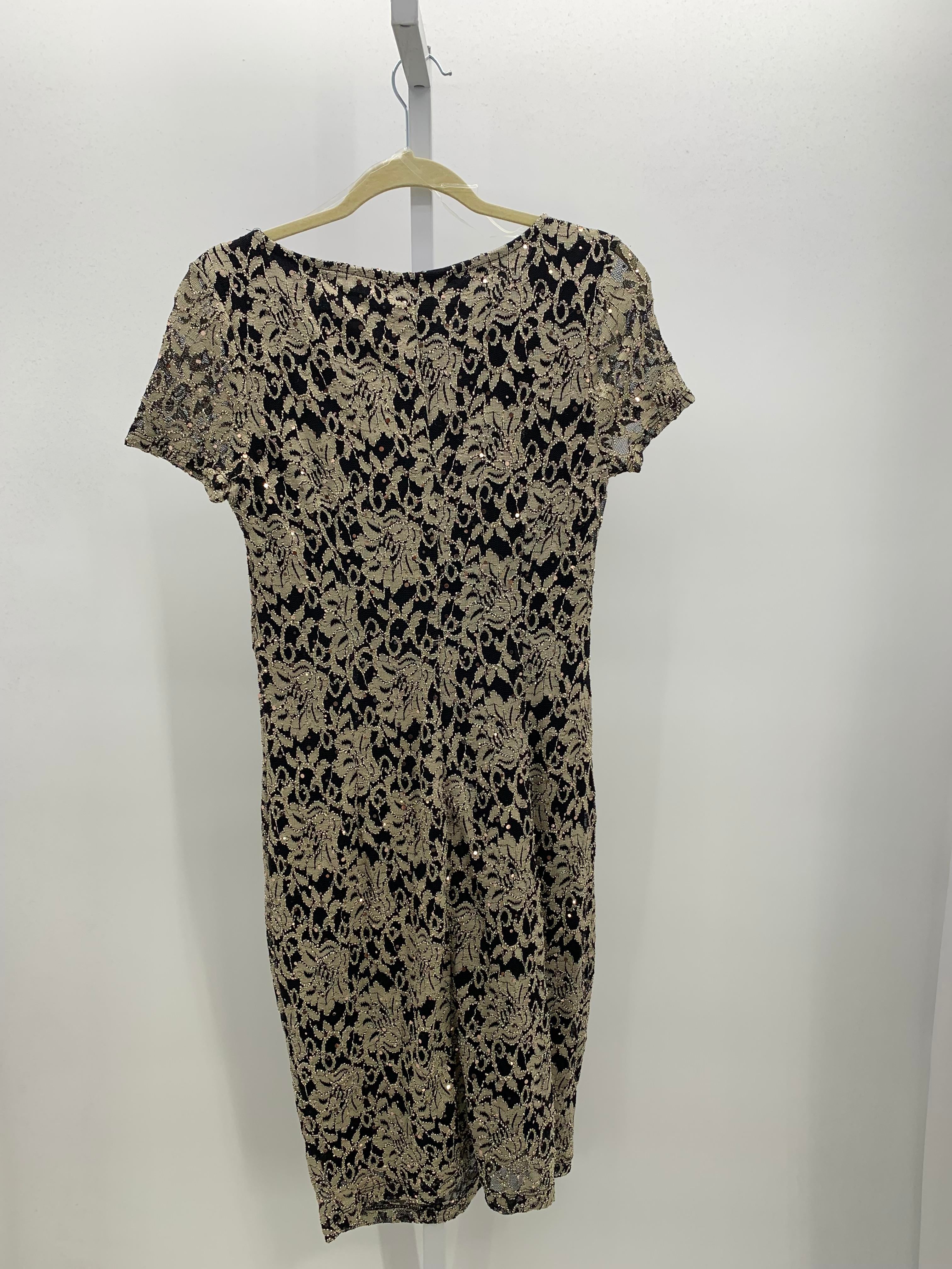 Size Small Misses Short Sleeve Dress