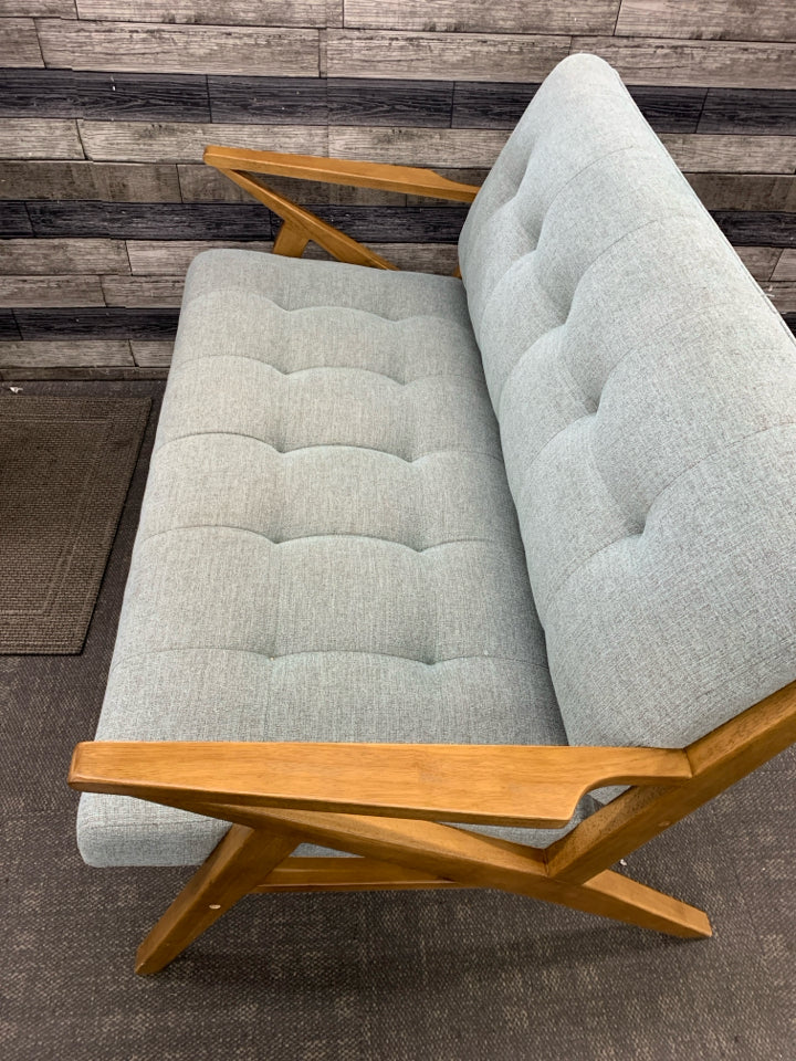 MODERN GRAY LOVE SEAT W/ANGLED ARMS.