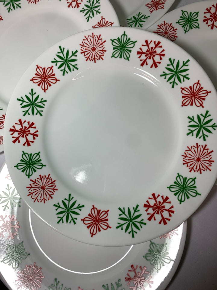 6 RED AND GREEN SNOWFLAKE CORELLE PLATES.