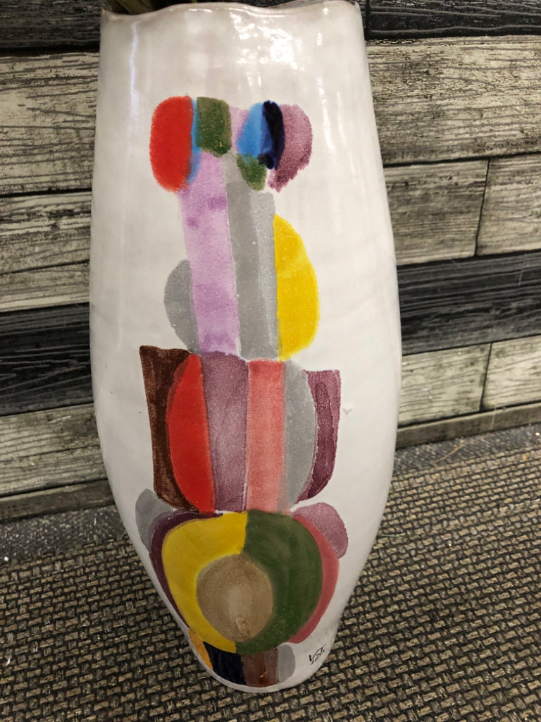 COLORFUL ABSTRACT TOTEM VASE W ASSORTED FLORAL.