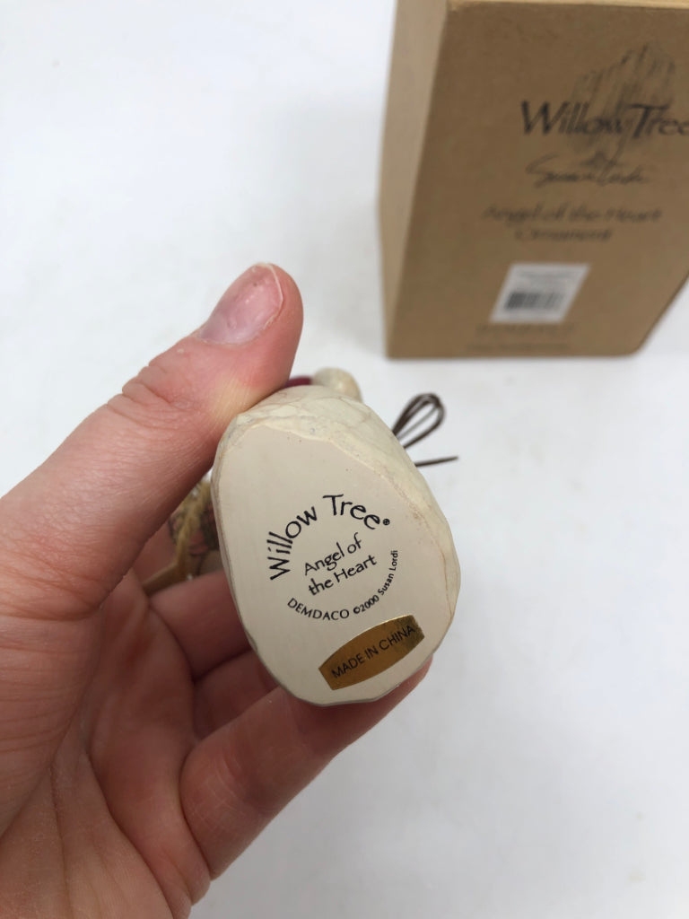 NIB ANGEL OF THE HEART ORNAMENT.