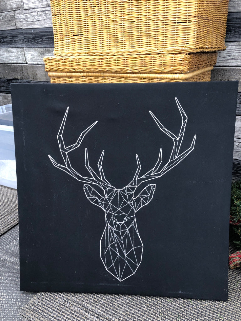 BLACK DEER HEAD WALL ART.