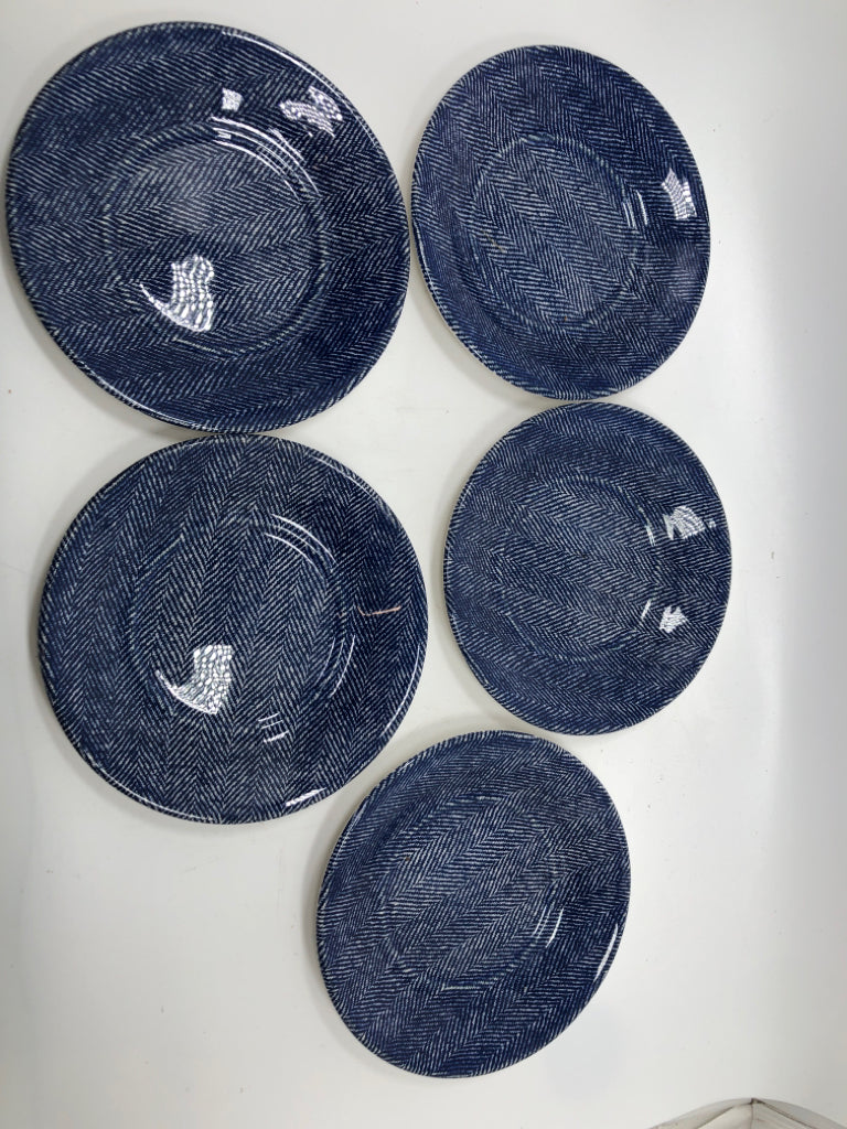 22PC BLUE DENIM PRINT DINNER SVC FOR 5.