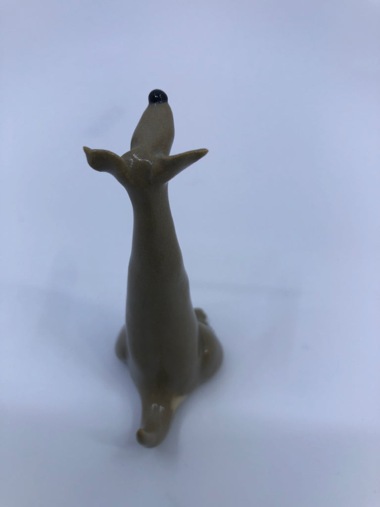 MINI POTTERY DOG FIGURINE.