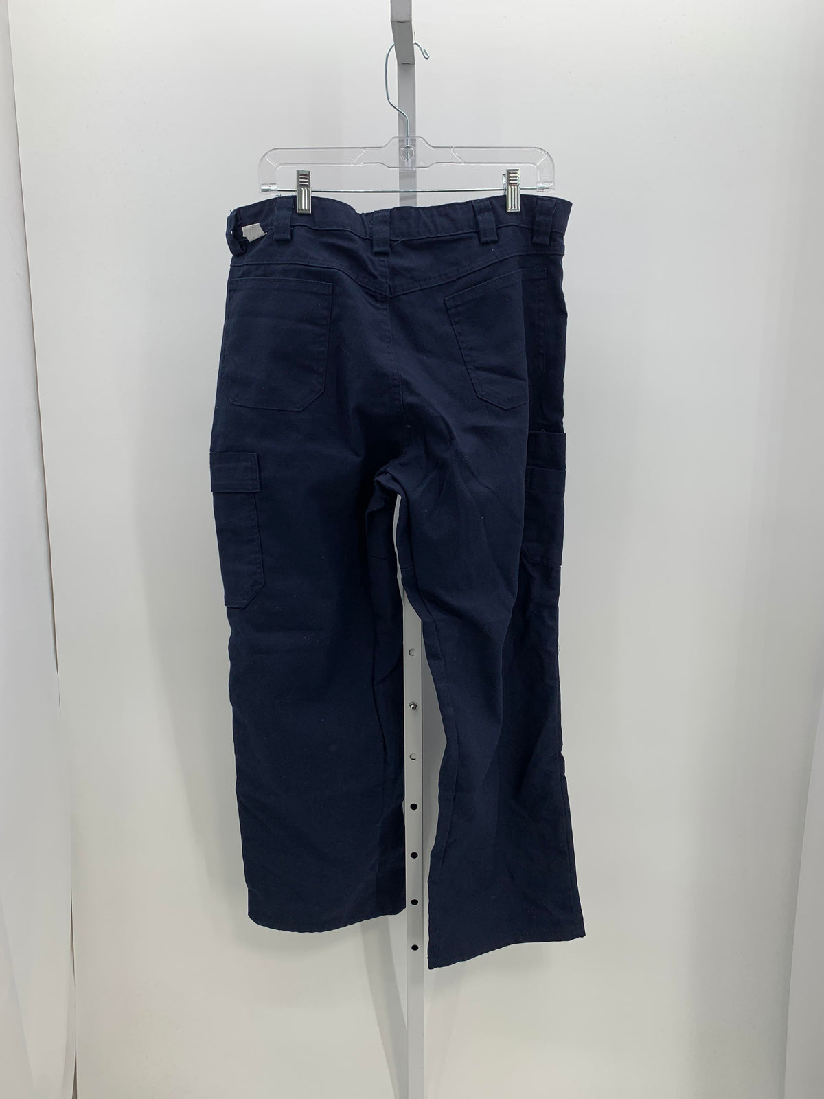 FLAT FRONT PANT.