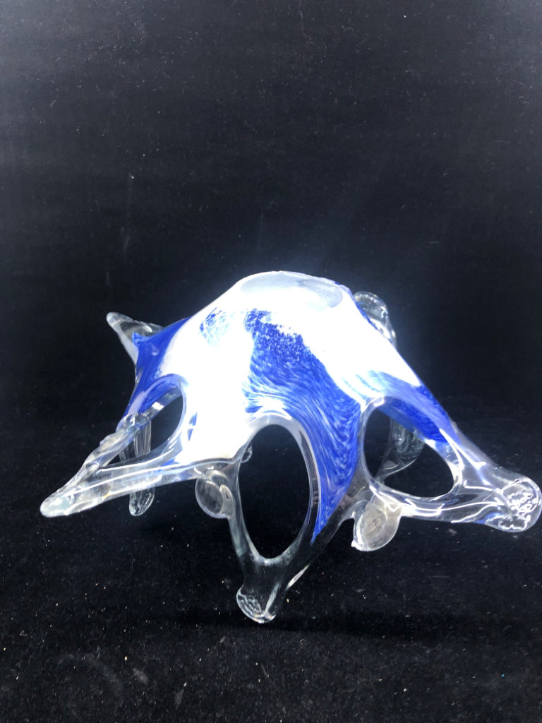 BLUE AND WHITE BLOWN GLASS ABSTRACT BOWL.