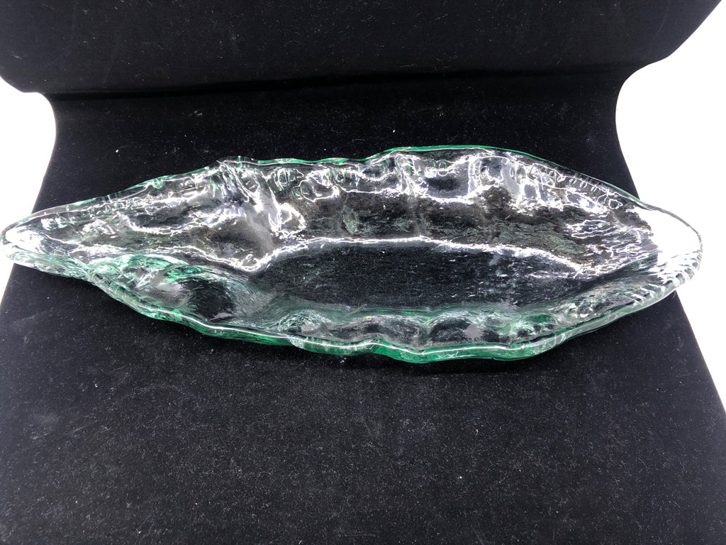 GLASS CENTER PIECE BOWL.