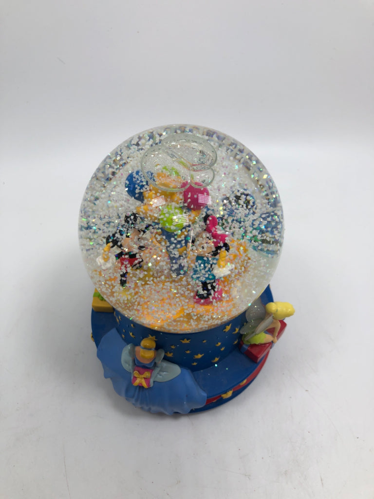 DISNEY WALT'S 100 MUSICAL SNOW GLOBE.