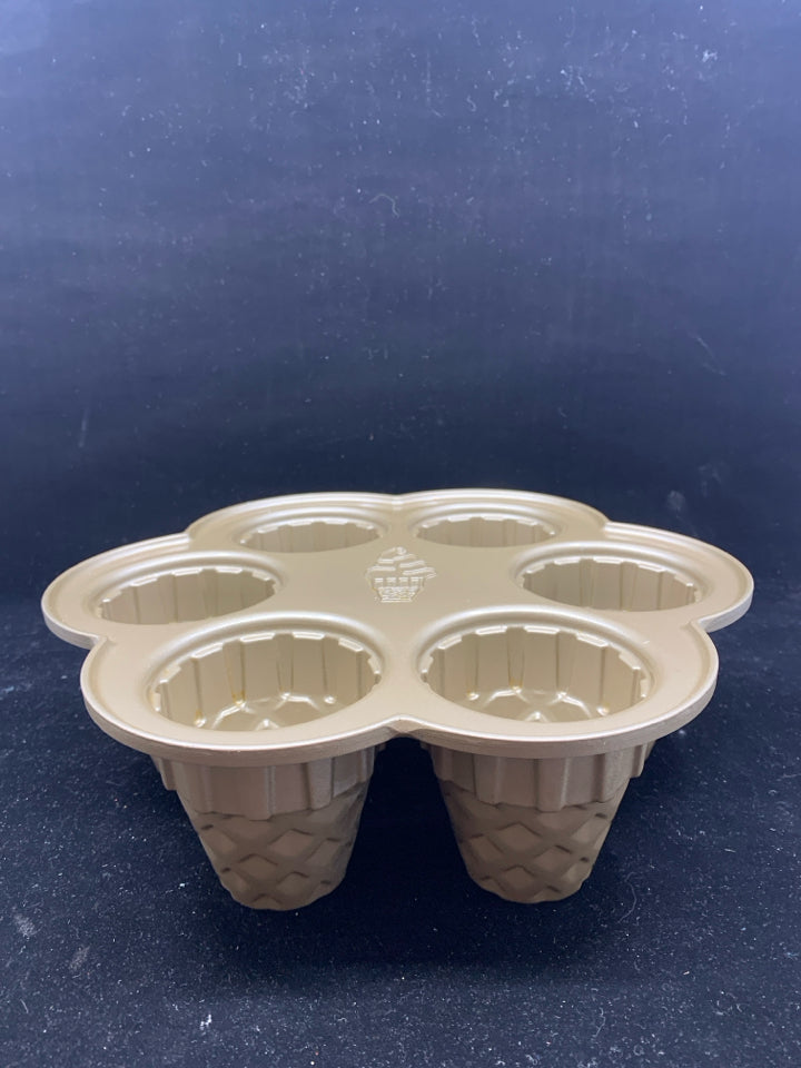 NORDIC WARE ICE CREAM CONE CUPCAKE PAN.