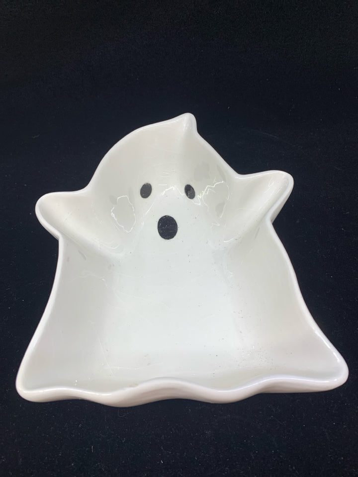 SMALL WHITE GHOST CANDY DISH.
