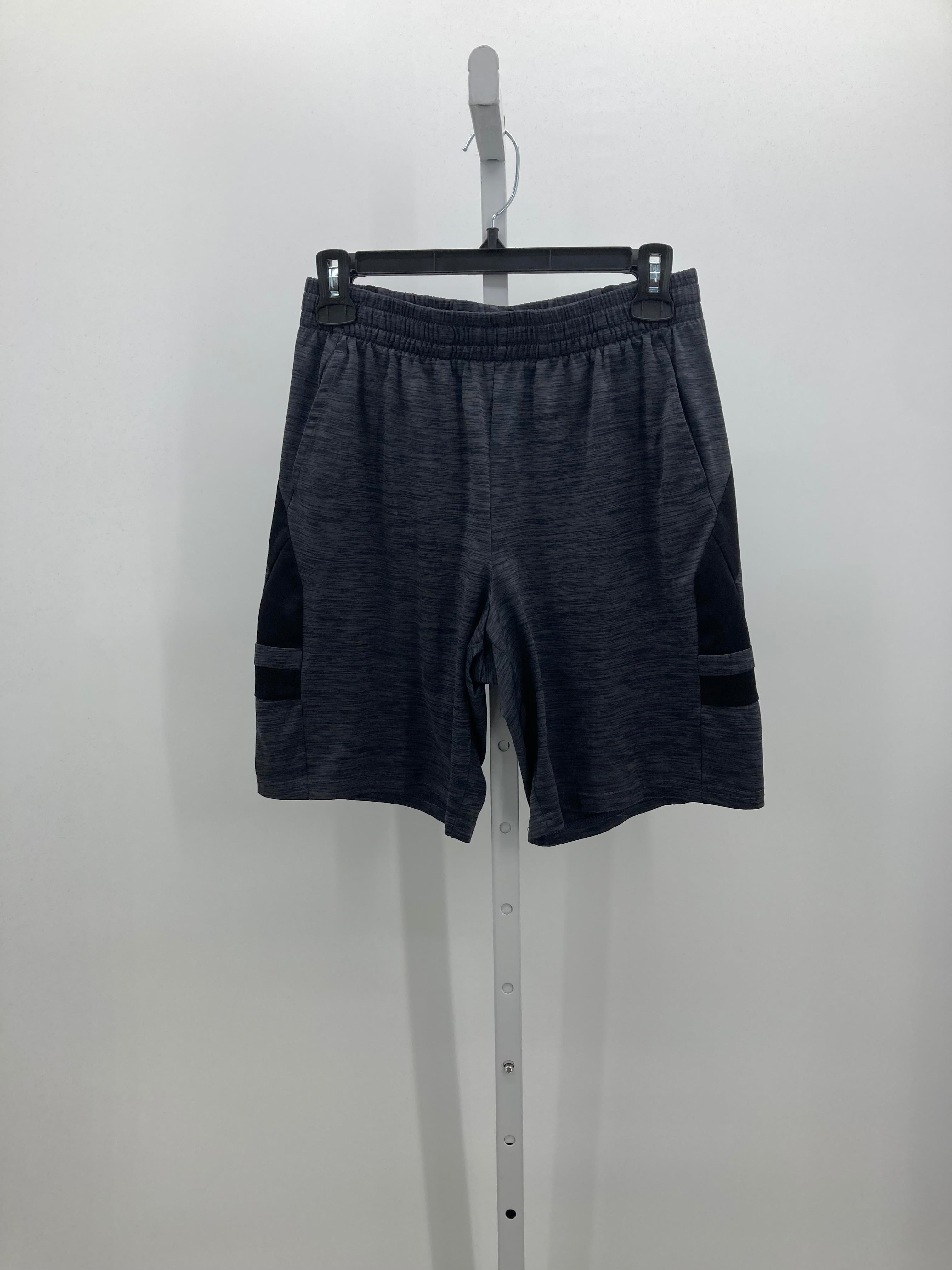 BASKETBALL SHORTS