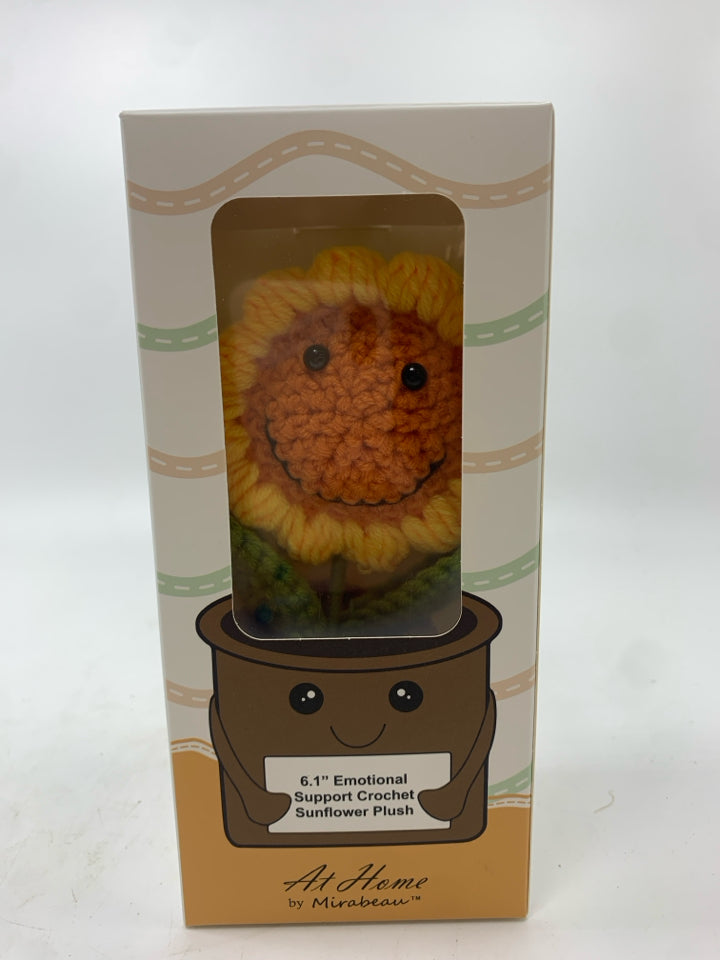 NIB CROCHET FLOWER PLUSH.