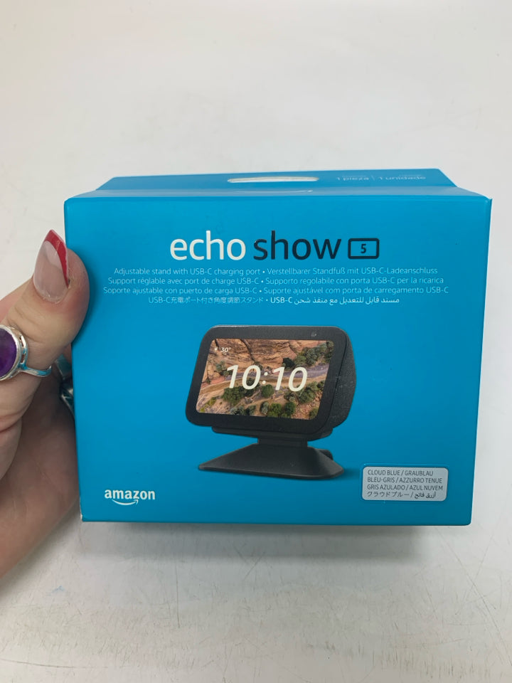 NIB AMAZON ECHO SHOW 5 ADJUSTABLE STAND W/ USB-CHARGING PORT.