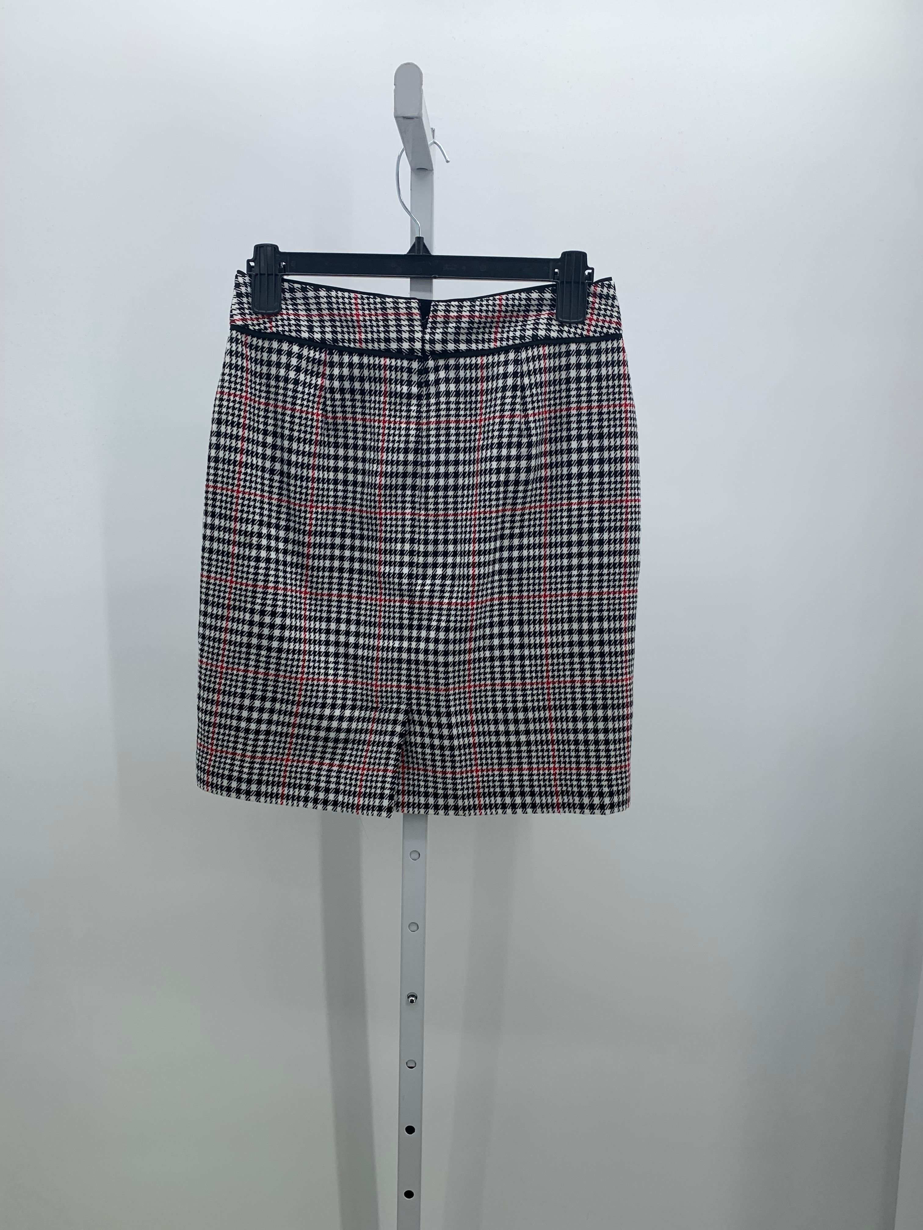 Banana Republic Size 0 Misses Skirt