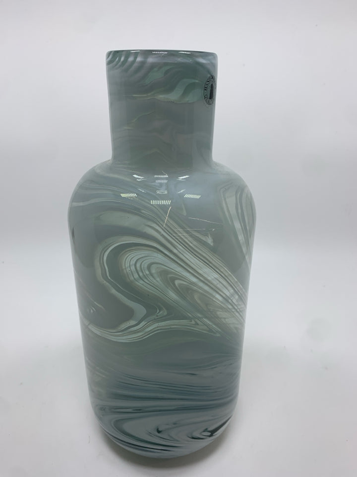 GRAY SWIRL GLASS BLOWN VASE.