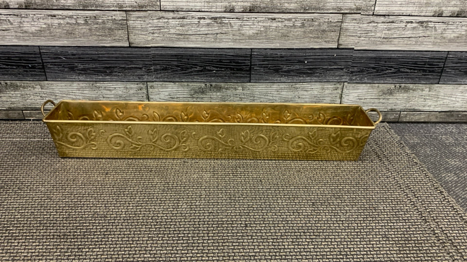 LONG GOLDEN METAL PLANTER.