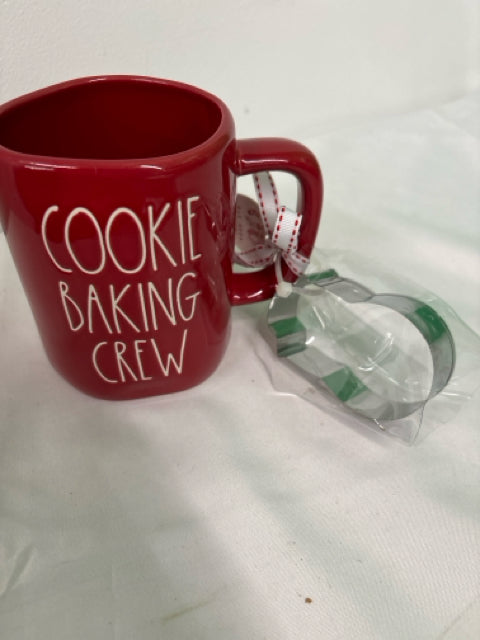 COOKIE CREW MUG & COOKIE CUTTER- RAE DUNN