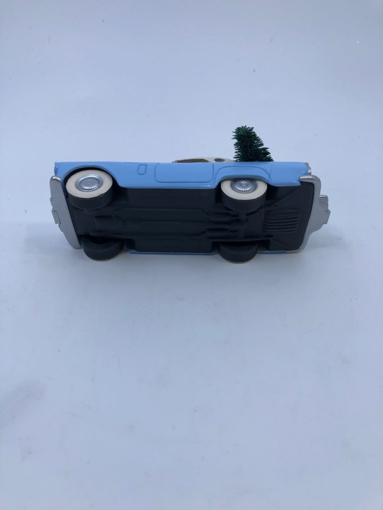 HALLMARK NIB FORD THUNDERBIRD ORNAMENT.
