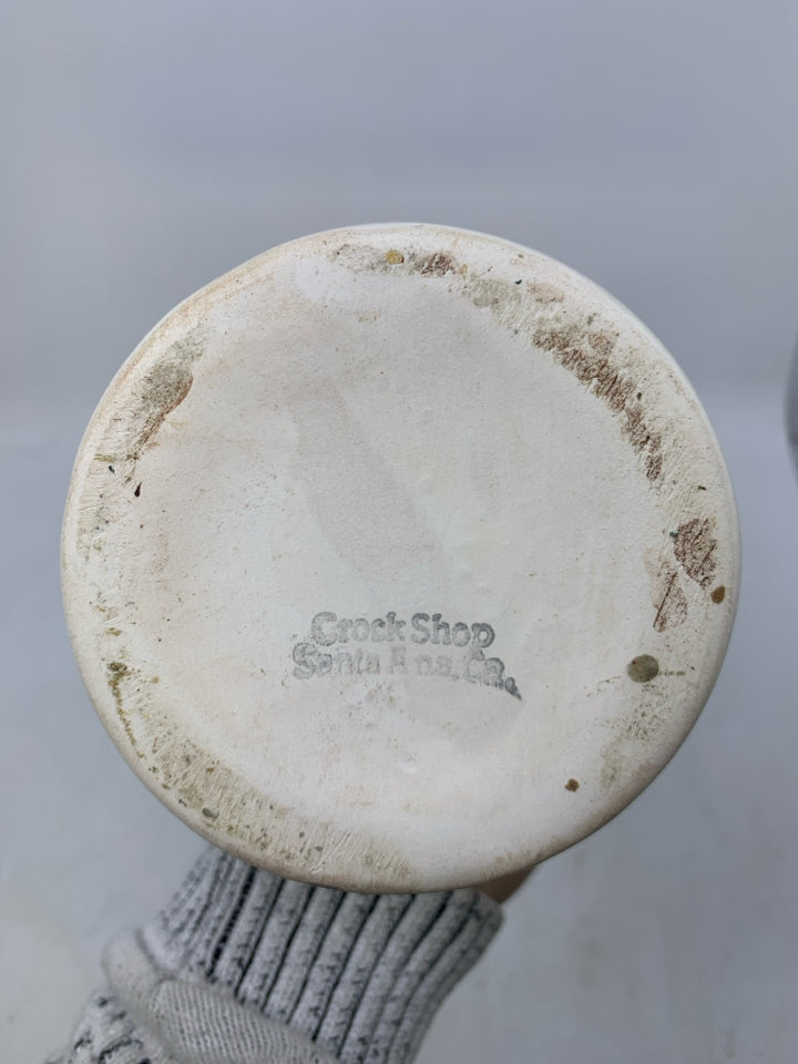 WHITE MILK BOTTLE SHAPE W/ HEART,ROSES.