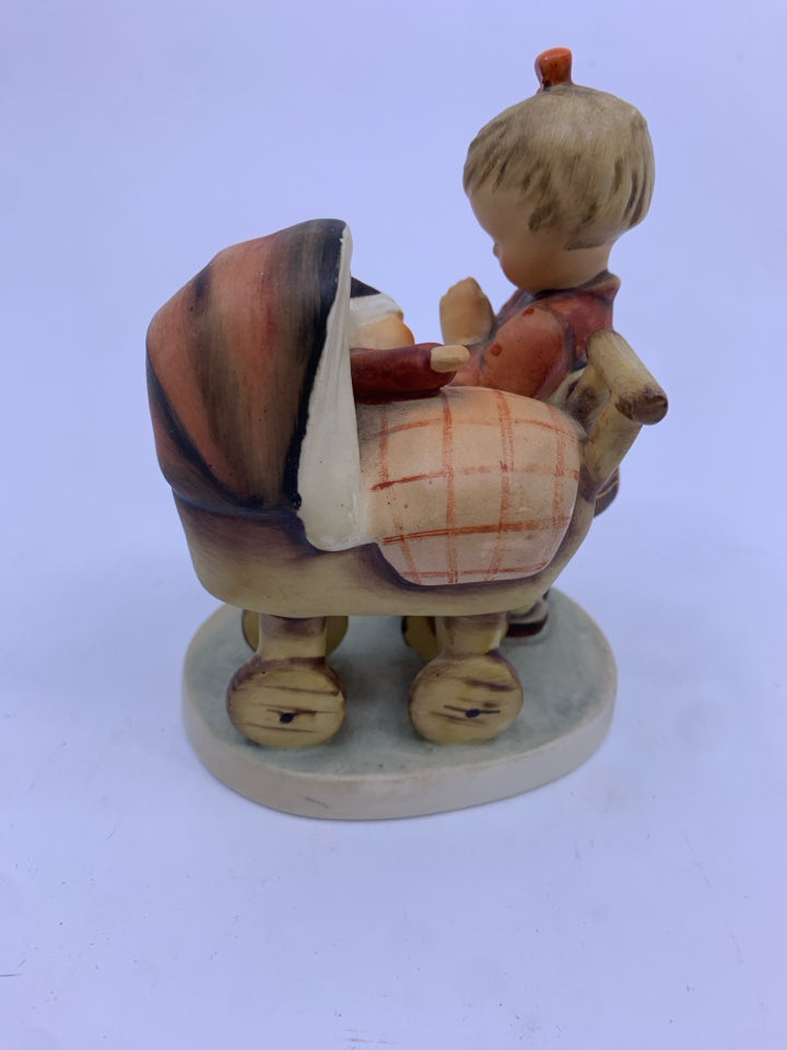 VTG HUMMEL DOLL MOTHER FIGURE.