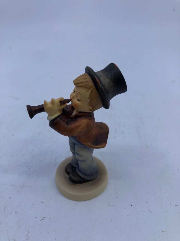 Figurine