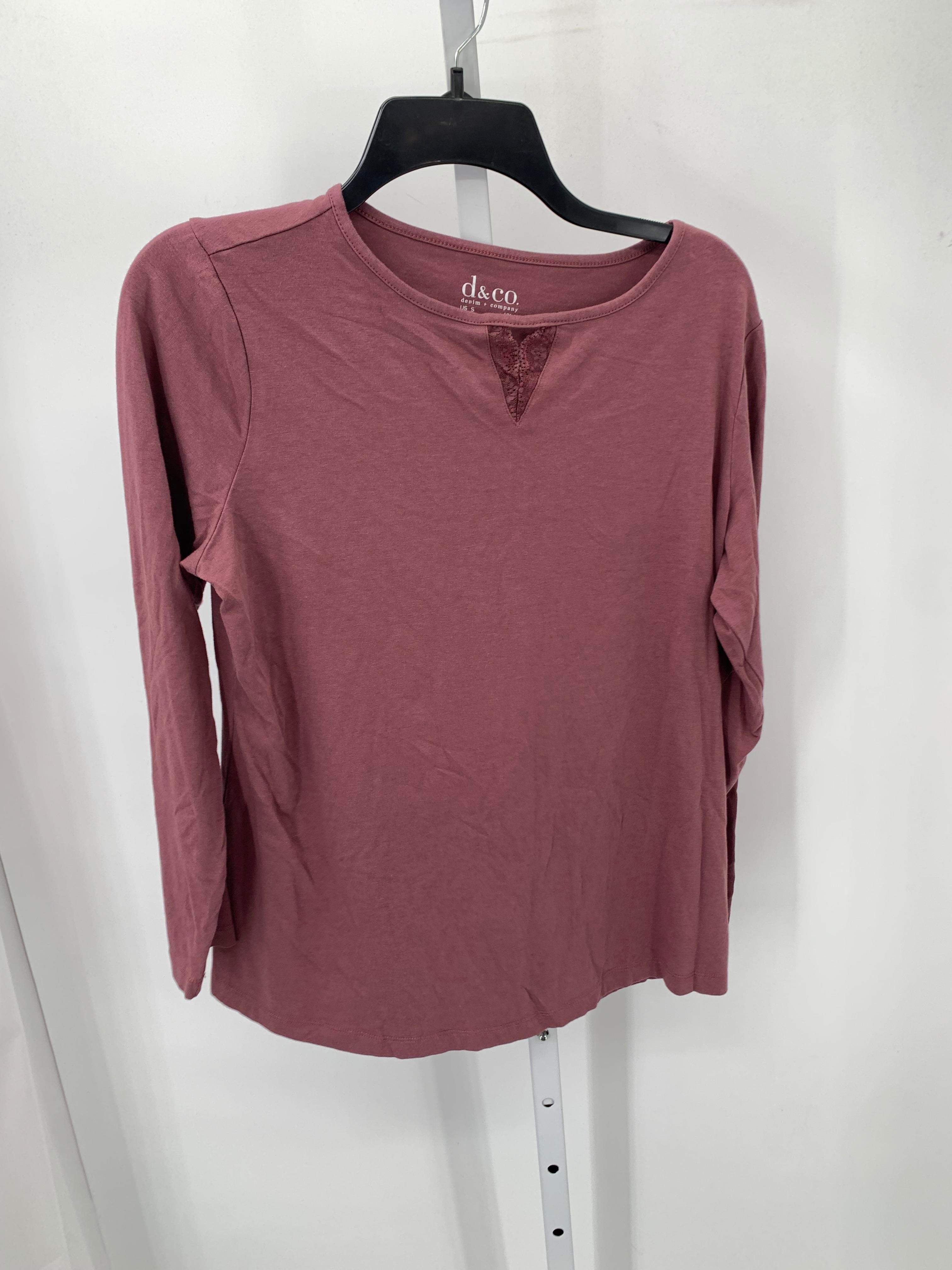 d & co. Size Small Misses Long Sleeve Shirt