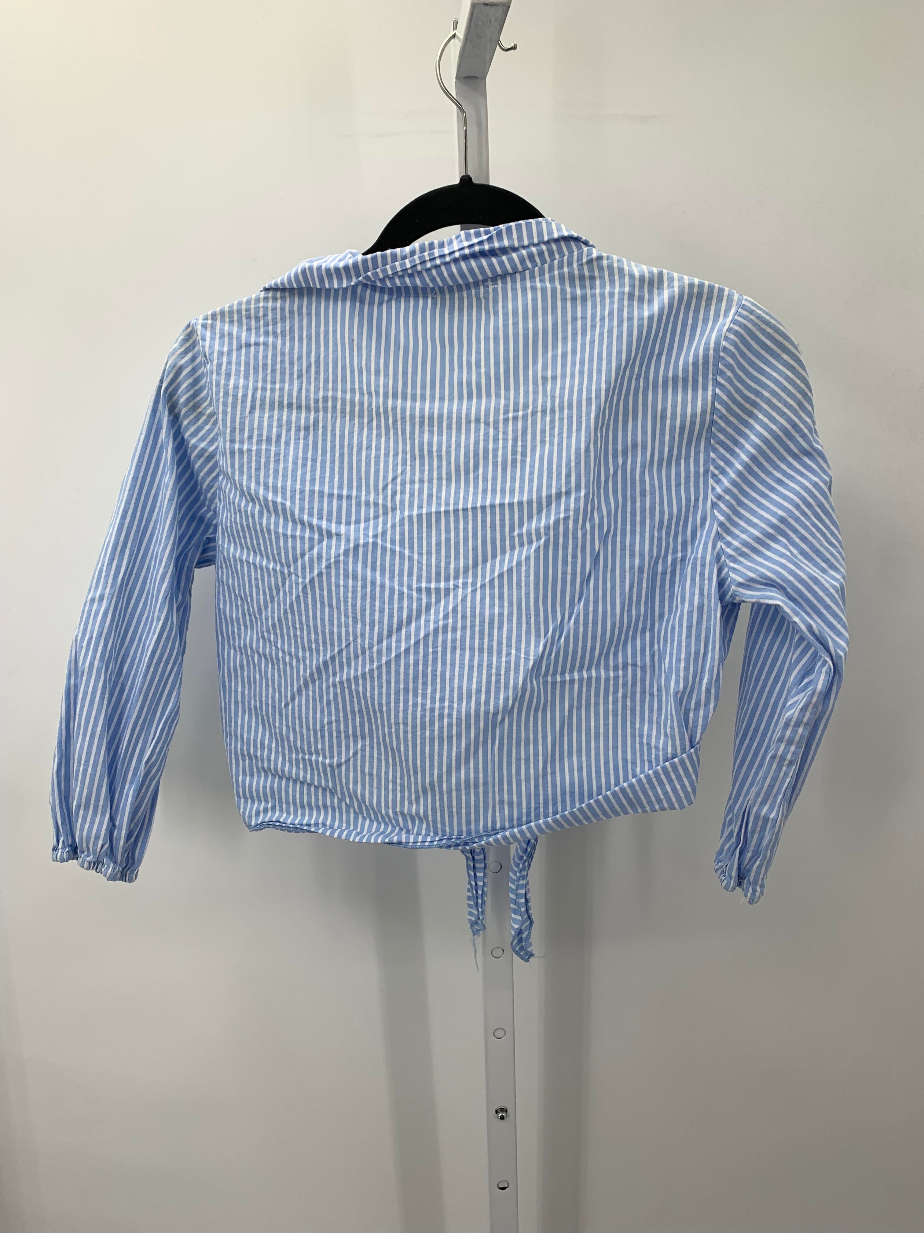Size Small Juniors 3/4 Sleeve Shirt