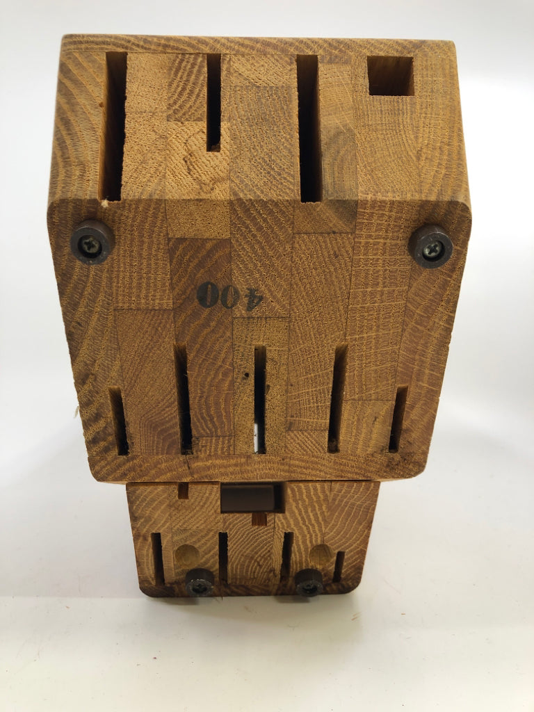 10-SLOT WOODEN KNIFE BLOCK J A HENCKELS.