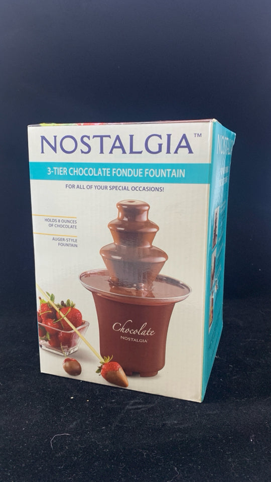 NIB NOSTALGIA 3-TIER CHOCOLATE FONDUE FOUNTAIN.