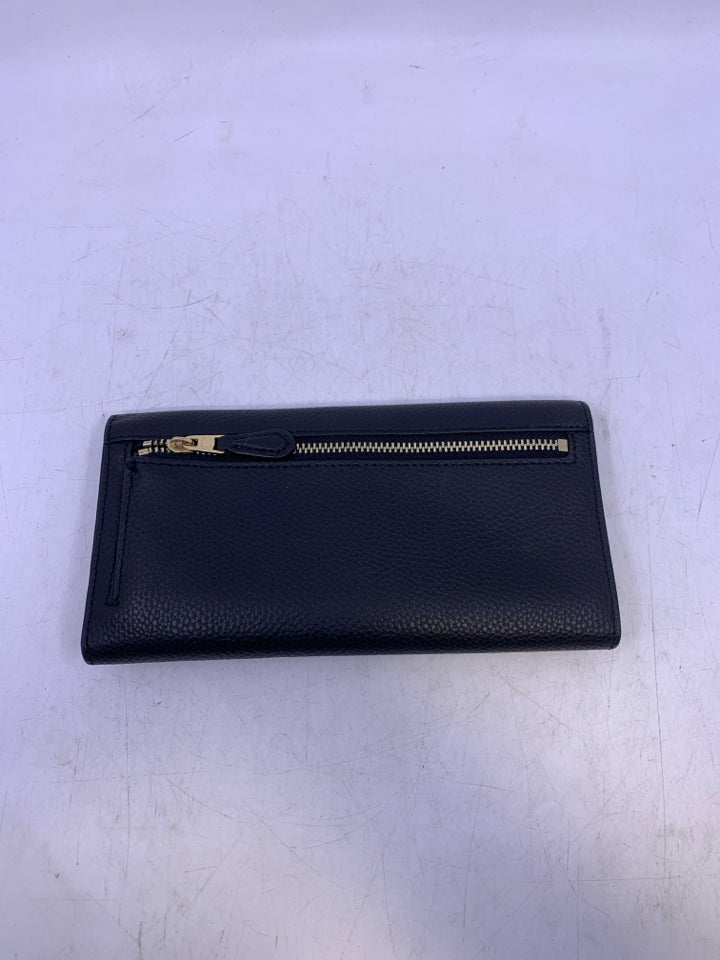 Coach F16613 Pebbled Black Leather Wallet Tri-fold w/ Checkbook Case