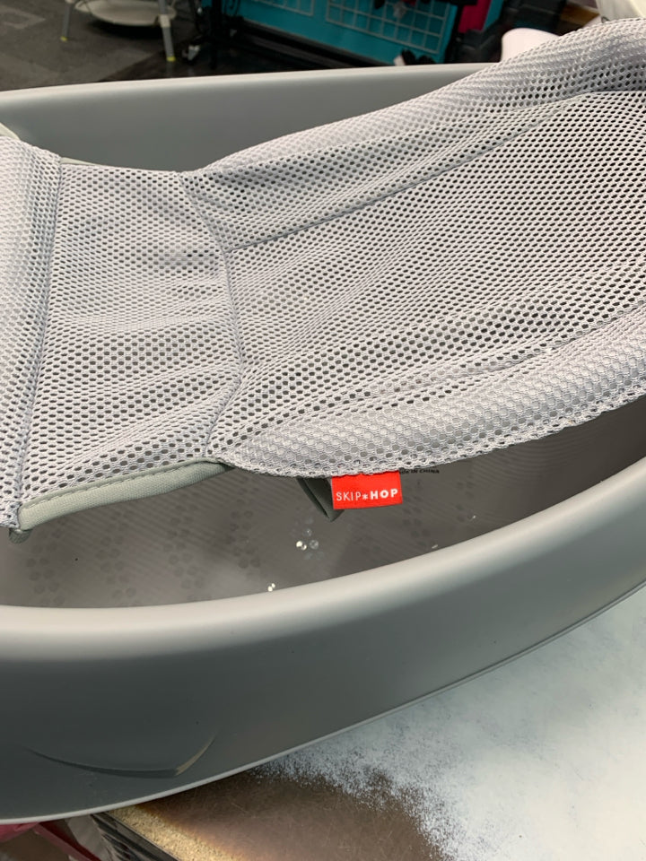 Skip Hop Moby Smart Sling 3-Stage Tub