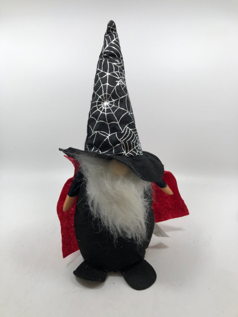 FABRIC GNOME W/WITCH HAT AND CAPE DECOR.