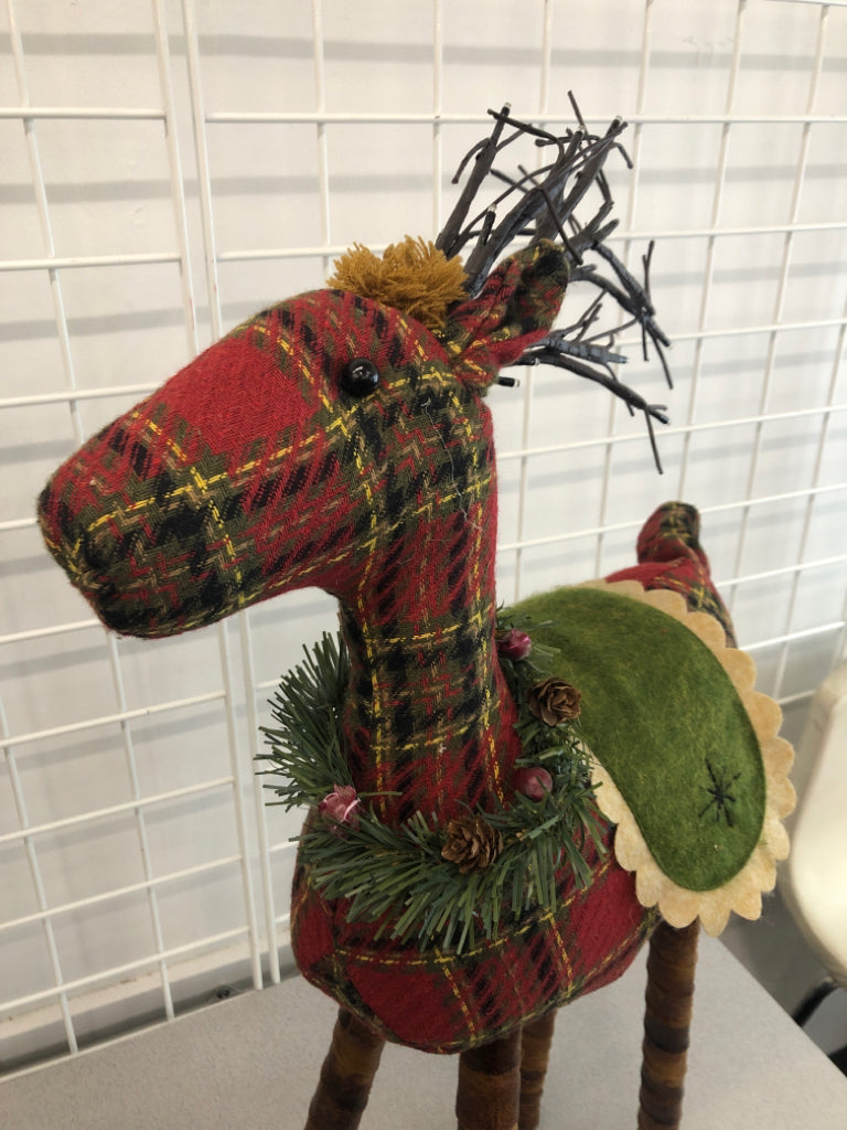 PLAID LIGHT UP REINDEER.