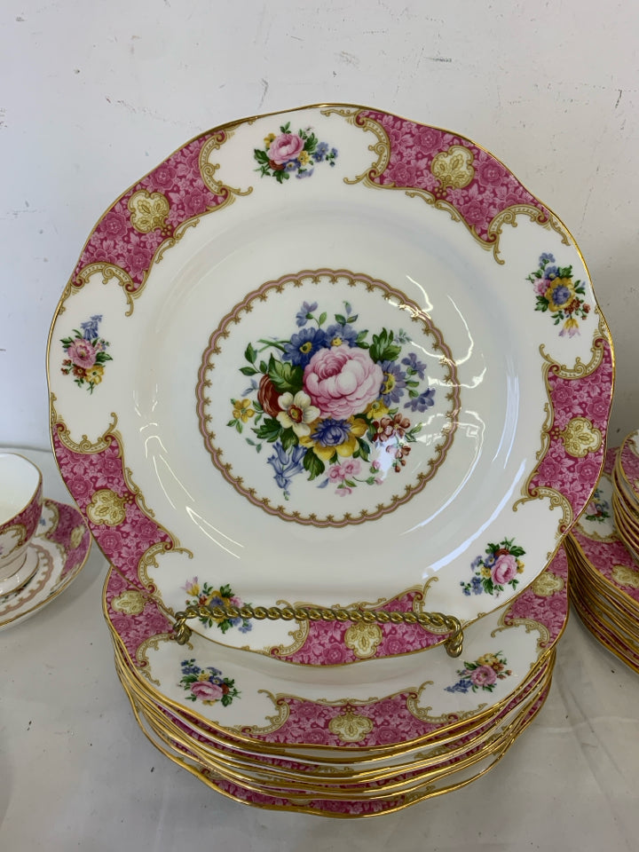 LADY CARLYLE 40 PC DISH SET SVC 8.