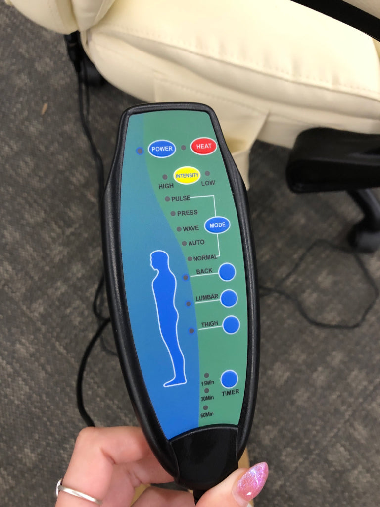 MASSAGING DESK CHAIR.