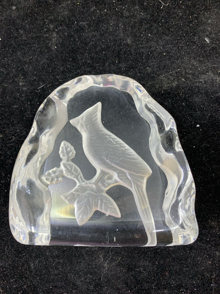 ETCHED CARDINAL ICEBERG SHAPED PAPERWEIGHT.