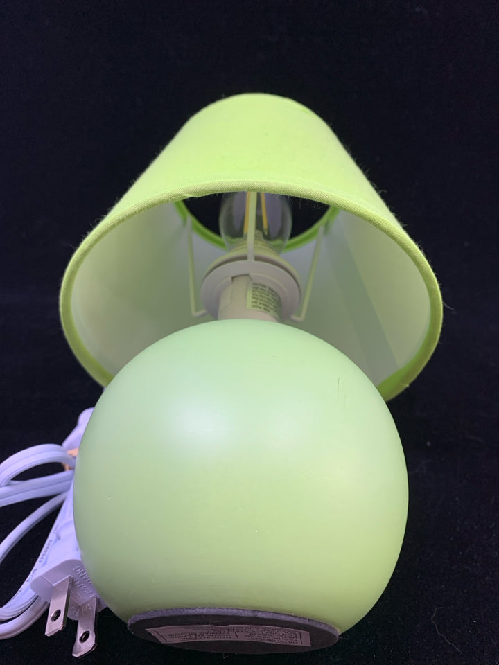 SMALL GREEN DESK LAMP W/GREEN SHADE.