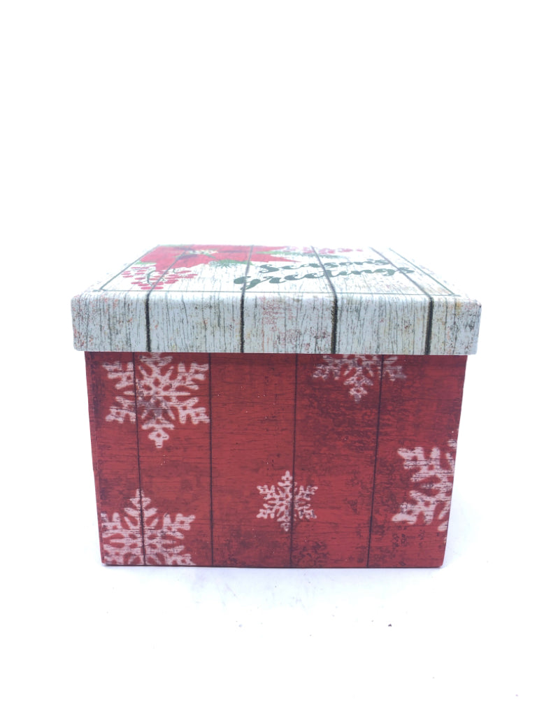 SEASONS GREETINGS GIFT BOX.