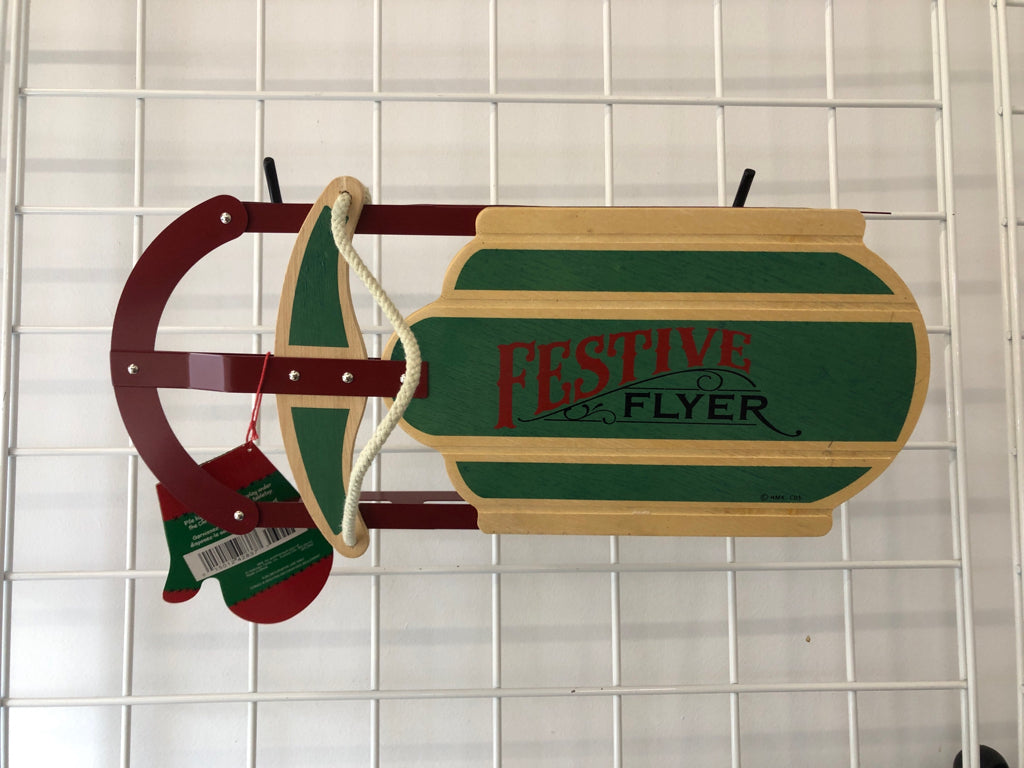 NEW FESTIVE FLYER SLED WALL ART.