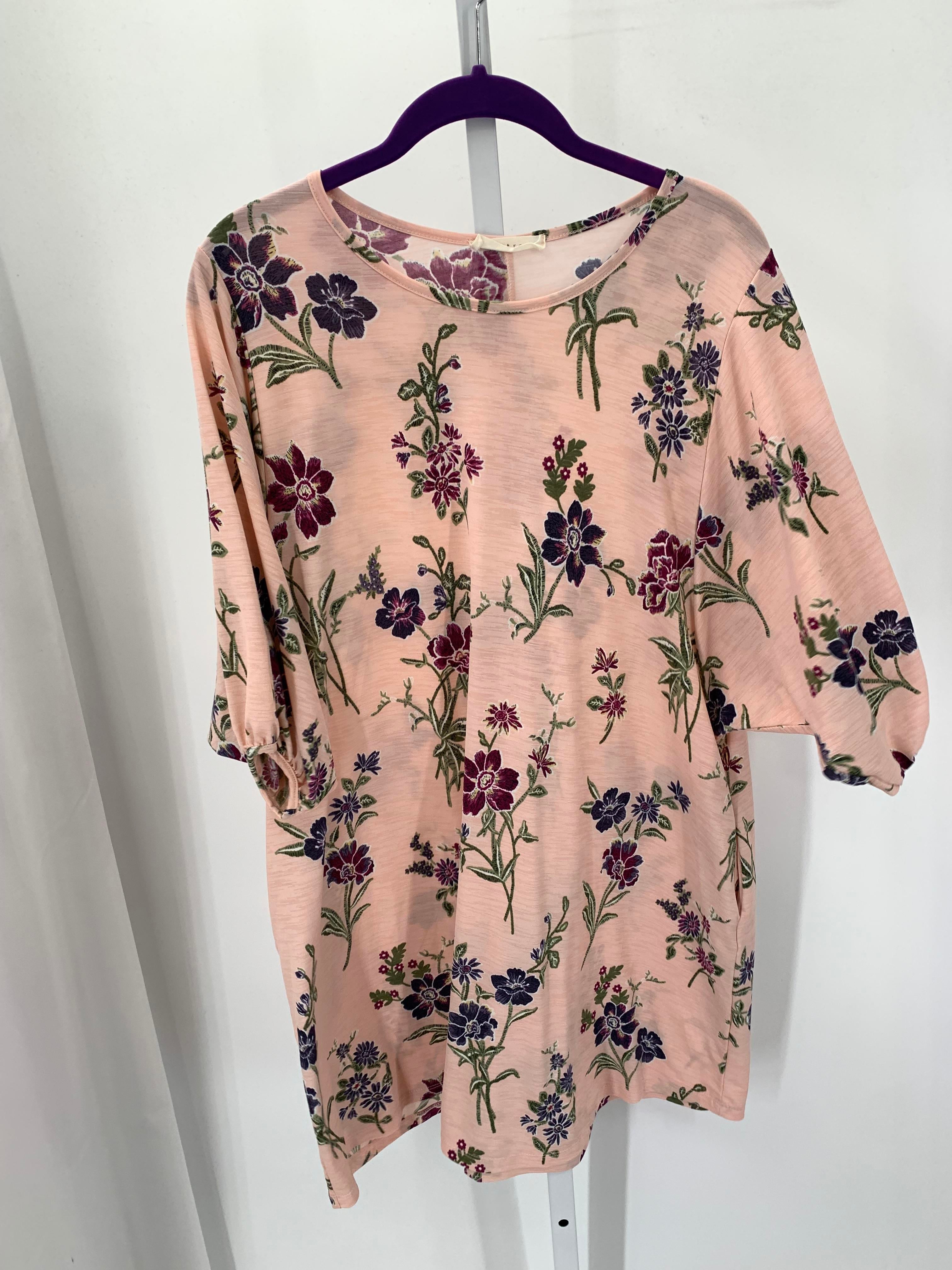 Size Medium Misses Short Sleeve Dress