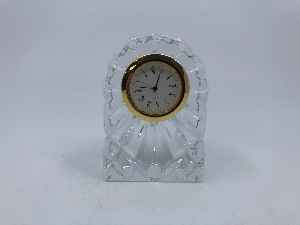MINI CRYSTAL DESK CLOCK.