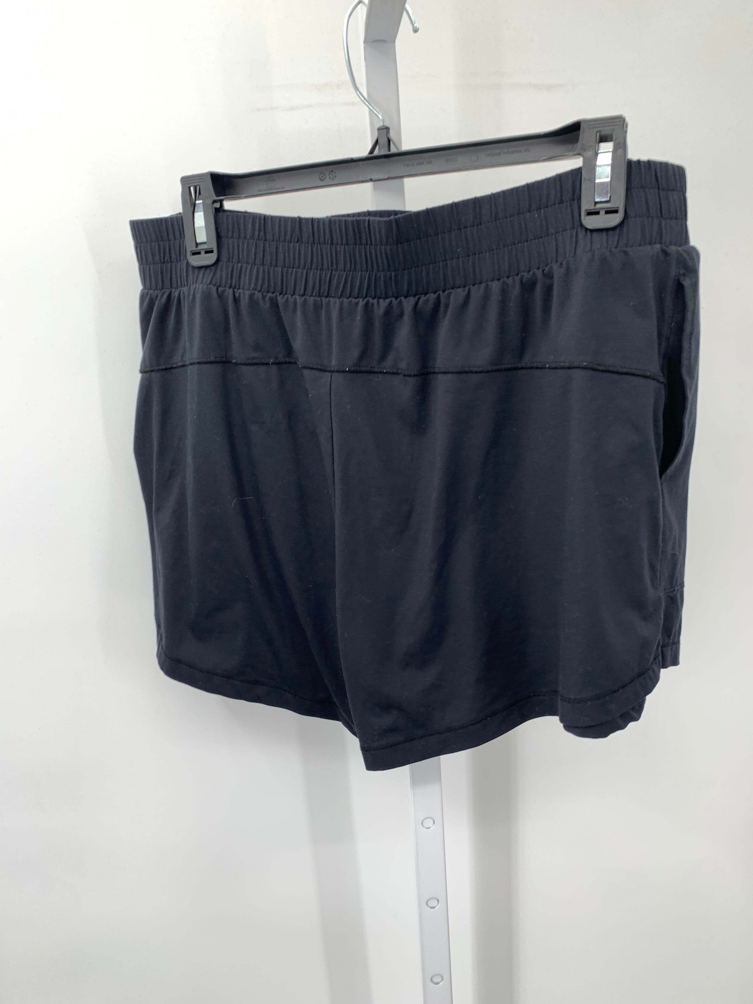 All In Motion Size Large Misses Shorts