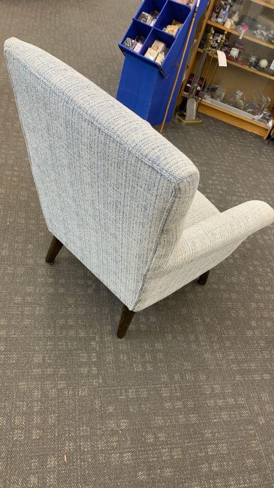 BLUE STRIPE UPHOLSTERED ACCENT CHAIR.