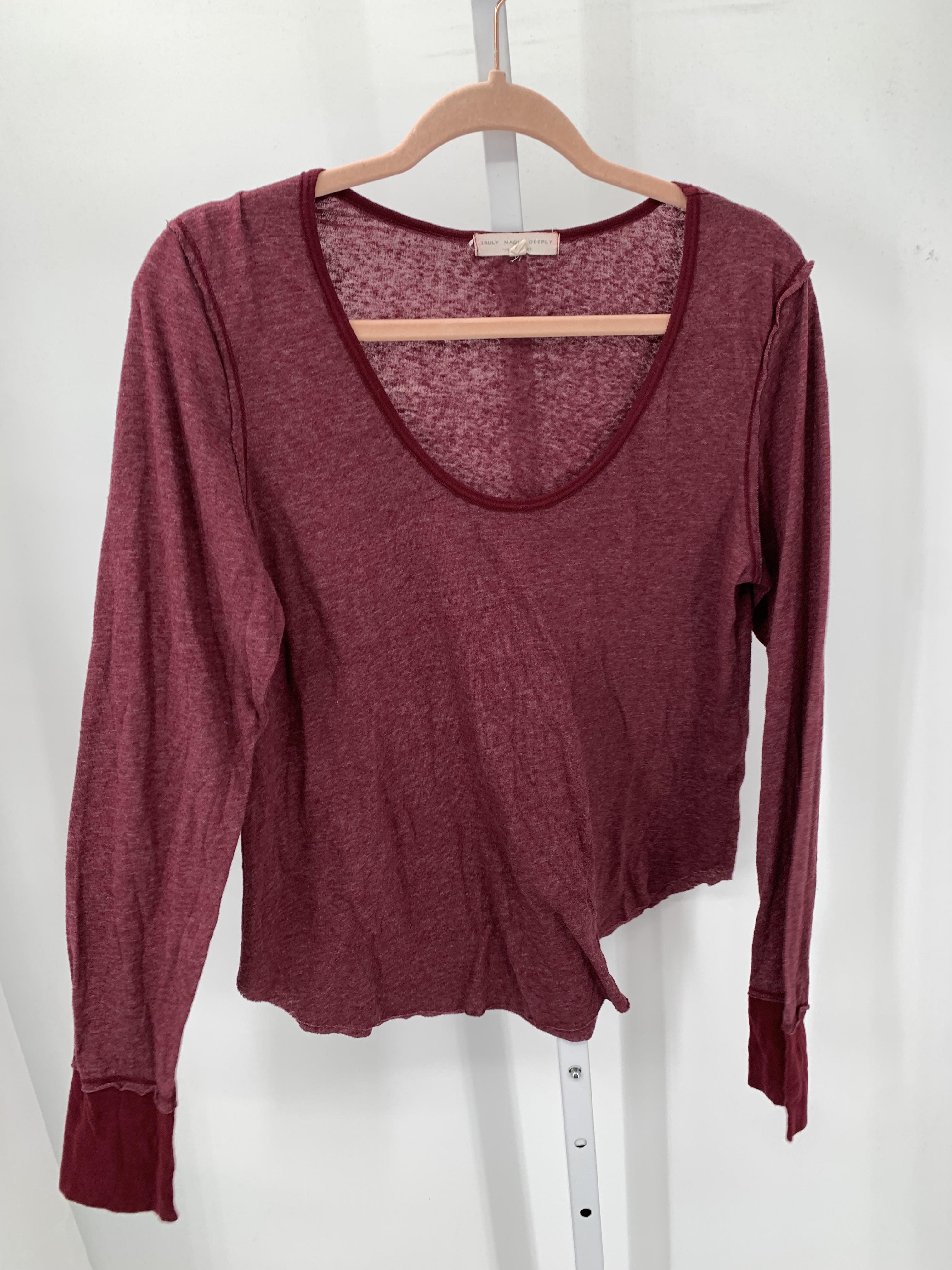 Size Large Juniors Long Sleeve Shirt