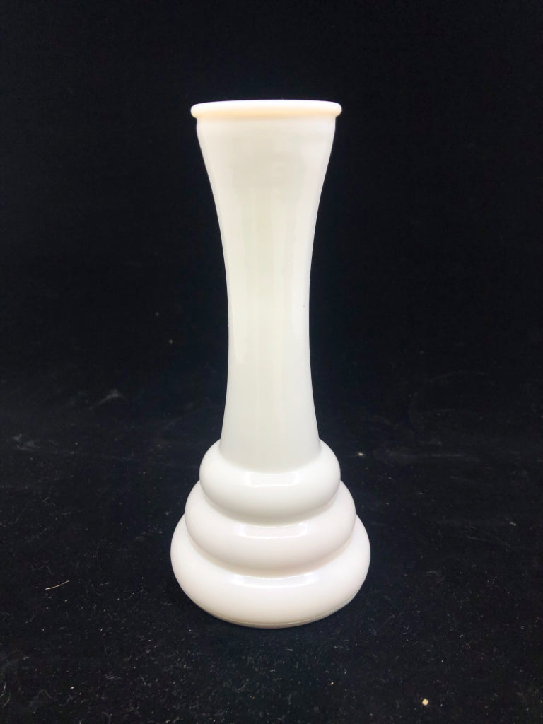 MILK GLASS BUD VASE W RIBBED BOTTOM.