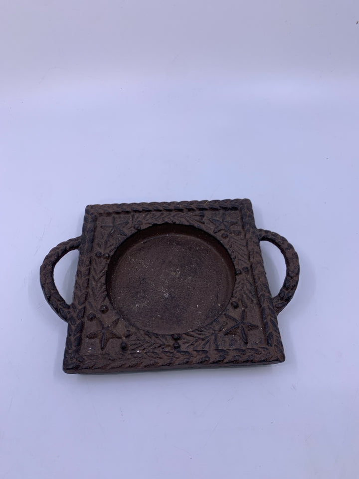 METAL W/ EMBOSSED STARS CANDLE PLATE W/ HANDLES.