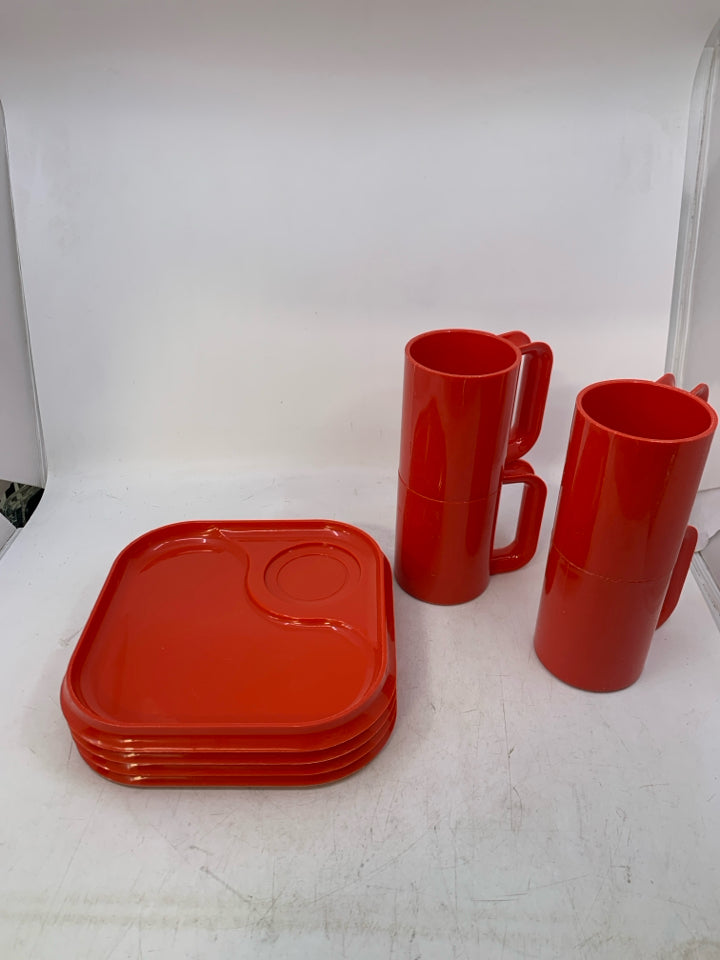 8 PC SVC 4 VTG RED PLASTIC SNACK PLATE/ CUP INGRID.