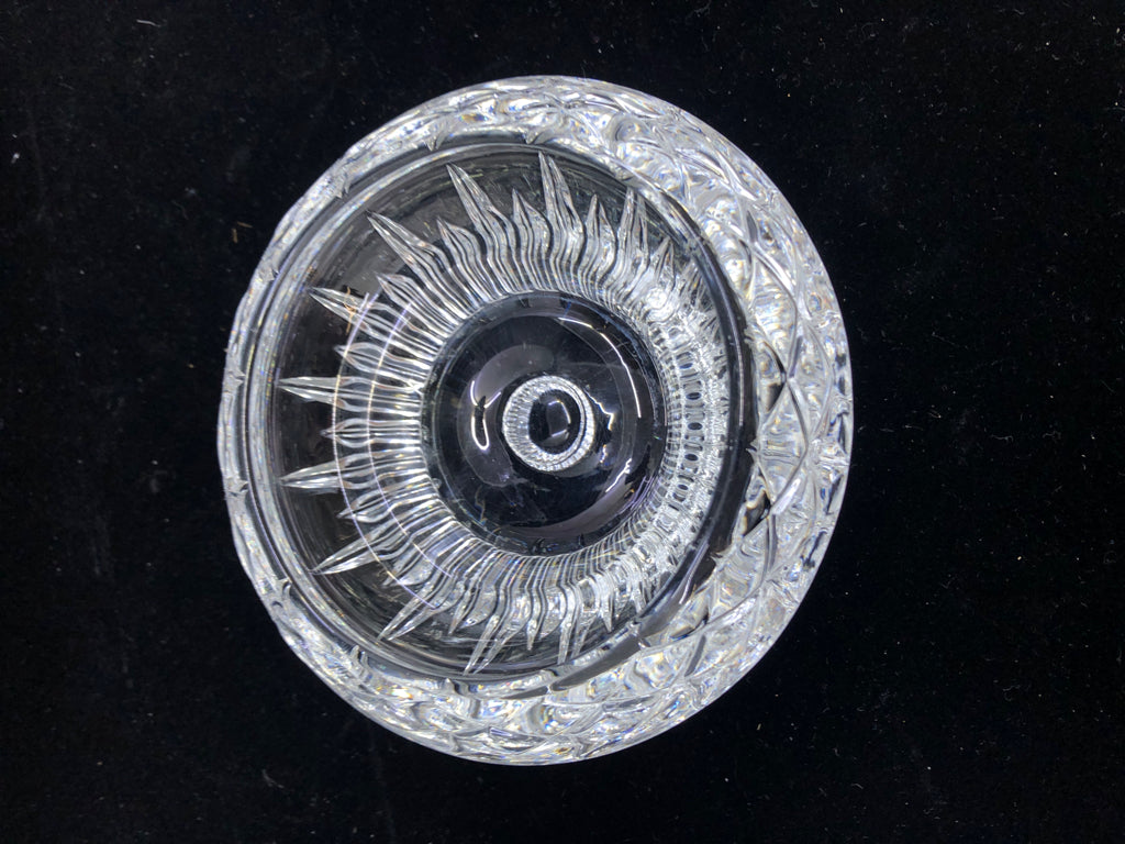 2 HEAVY UNIVERSAL CRYSTAL CANDLE HOLDERS.
