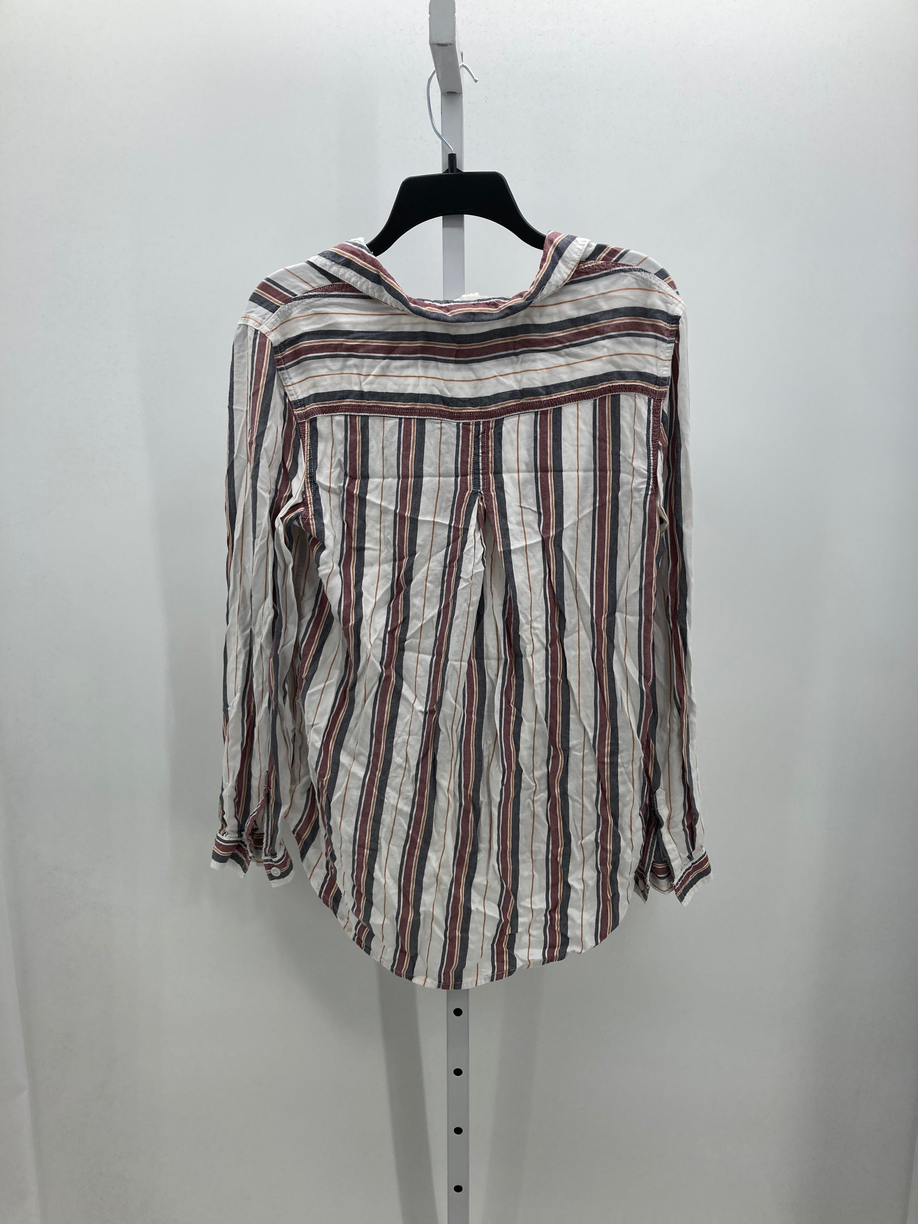 beachlunchlounge Size Large Misses Long Sleeve Shirt